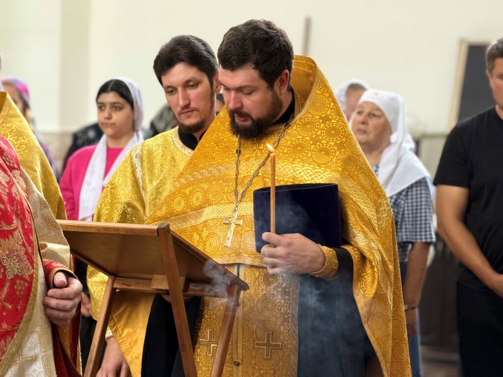Принесение частицы посоха пророка Божия Моисея в Георгиевский собор114